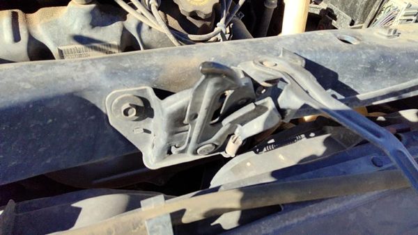 2001-2004 Dodge Caravan Hood Latch Assembly With Bracket Oem 04860439Ac — photo 2