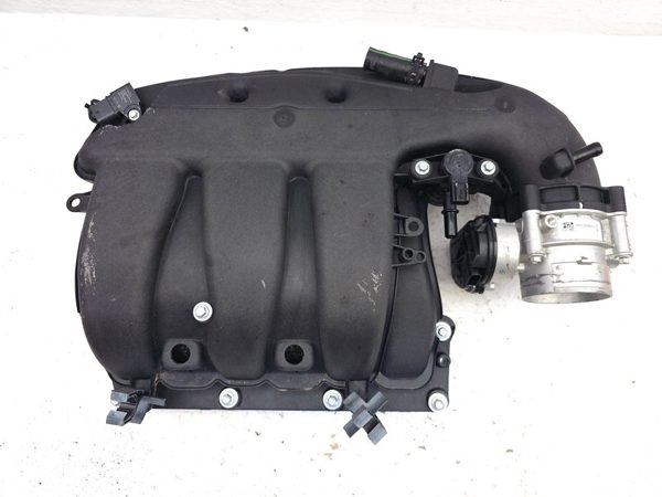 16-19 Explorer Police Interceptor Upper Intake Manifold With Throttle Body 3.7L — photo 4