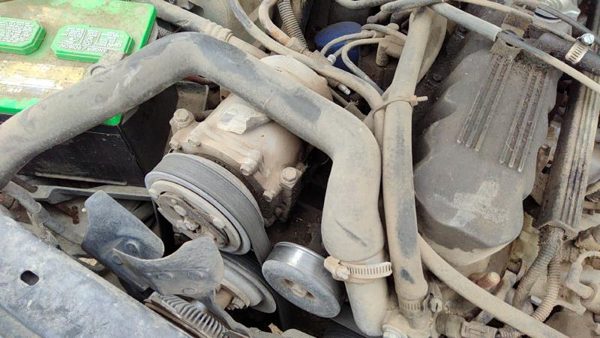 1992 Jeep Cherokee Mount Bracket Set For Ac Compressor Oem — photo 3