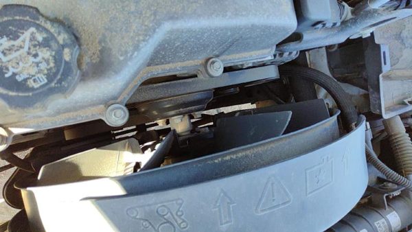 2002-2009 Gmc Envoy Complete Cooling Fan Blade Assembly With Clutch 4.2L At 4X4 — photo 1