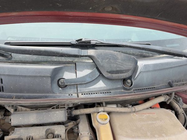 2004-2005 Toyota Prius Windshield Wiper Cowl Vent Trim Panel Oem Cover — photo 7