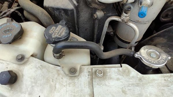 1985-1994 Gmc Safari Coolant Reservoir Radiator Overflow Tank Bottle Oem — photo 2