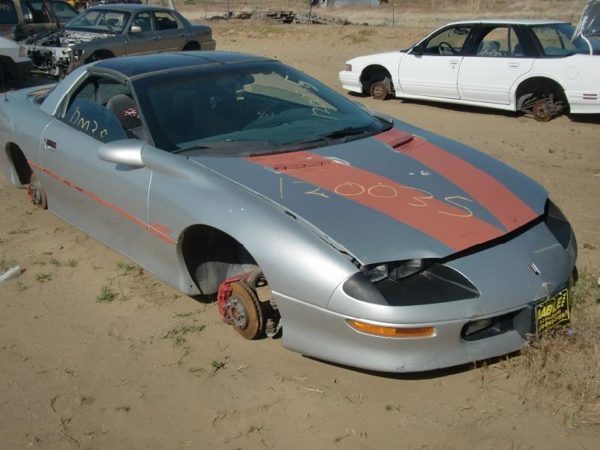 1996 Chevy Camaro Wheel Chrome - Nice — photo 1