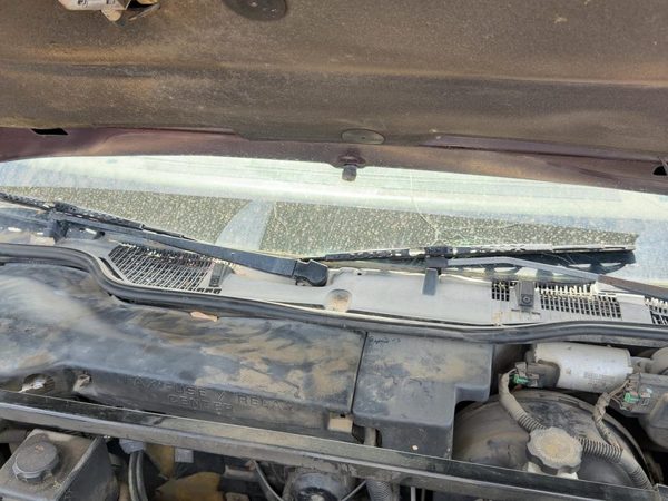 1992-1995 Olds Eighty Eight Windshield Wiper Cowl Vent Trim Panel Oem Cover — photo 4