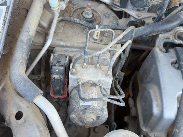 05-06 Honda Crv Complete Anti Lock Brake Pump Unit Oem Abs Module Assembly 4X4 — photo 4