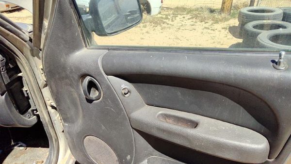 03-04 Jeep Liberty Passenger Right Front Door Trim Panel With Switches Gray Dv — photo 4