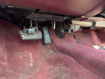 1994 Olds Eighty Eight Gas Pedal Assembly Oem Accelerator