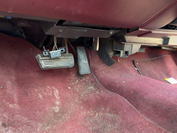 1994 Olds Eighty Eight Gas Pedal Assembly Oem Accelerator — photo 3