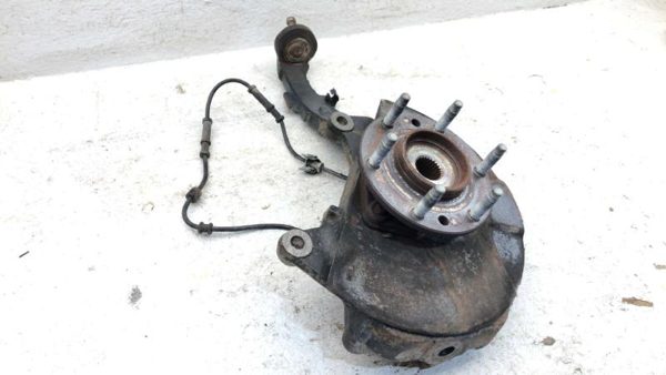 02-09 Trail Blazer Driver Left Front Spindle Steering Knuckle With Wheel Hub Oem — photo 1
