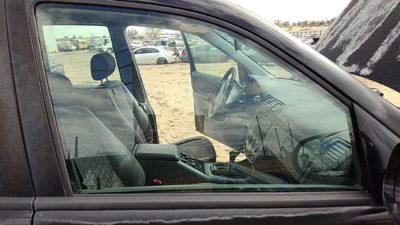 1998-2005 Mercedes Ml320 Passenger Right Front Side Window Door Glass Oem