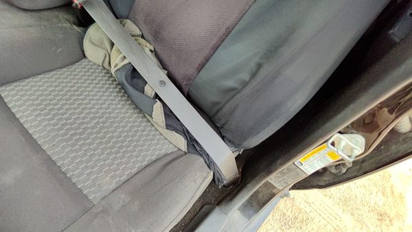 09-12 Gmc Canyon Driver Left Front Seat Belt Retractor Oem Shoulder Ebony 19J — photo 6