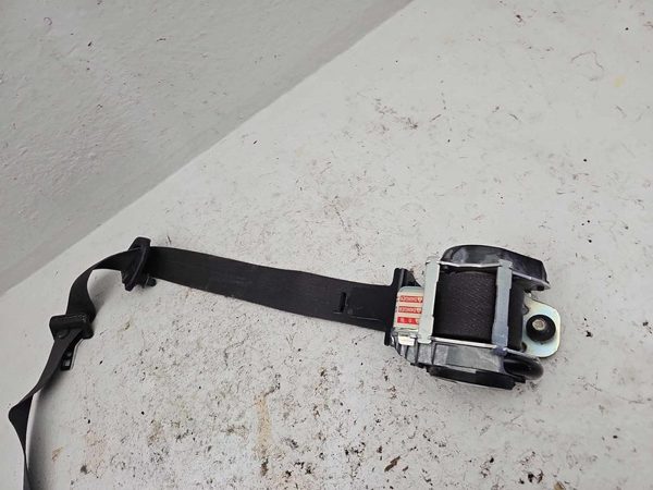 09-12 Gmc Canyon Driver Left Front Seat Belt Retractor Oem Shoulder Ebony 19J — photo 7