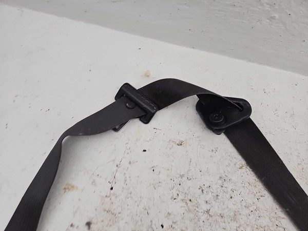 09-12 Gmc Canyon Driver Left Front Seat Belt Retractor Oem Shoulder Ebony 19J — photo 9