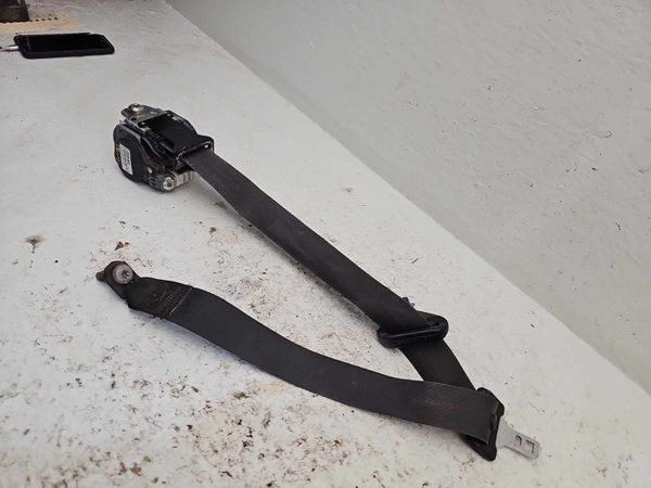 09-12 Gmc Canyon Driver Left Front Seat Belt Retractor Oem Shoulder Ebony 19J — photo 12