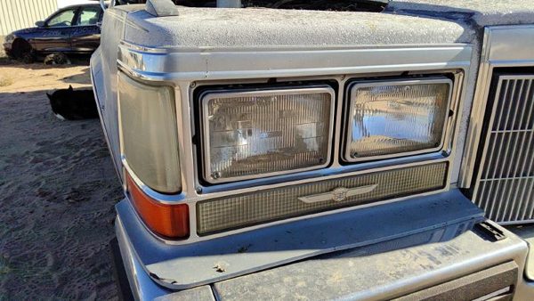 1980-1984 Deville Sedan Passenger Right Chrome Trim Around Headlight Oem Door — photo 2