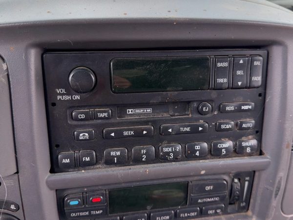 1999-2002 Ford Expedition Stock Radio Oem Factory Stereo Xl1Z18806Aa — photo 3
