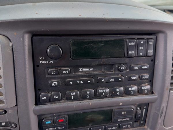 1999-2002 Ford Expedition Stock Radio Oem Factory Stereo Xl1Z18806Aa — photo 2