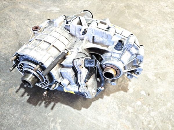 1999 Chevy Suburban Transfer Case Assembly Oem 4X4 4Wd Tcase Electric Shift — photo 5
