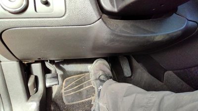 2007 Buick Lucerne Dash Panel Lower Under Column Knee Bolster Trim OEM Ebony