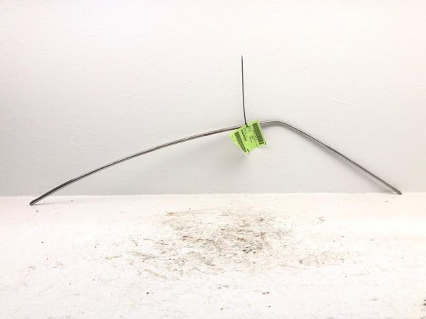 1971 Datsun Nissan 240Z Passenger Right Chrome Trim Around Door Oem — photo 1