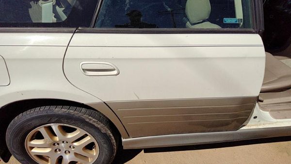 2000 Subaru Legacy Rear Door RH White 8Y3 — photo 6