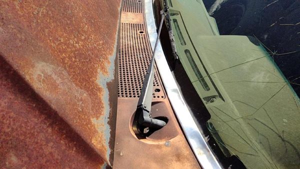 1988 Ford F150 Wiper Arm — photo 2