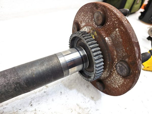 2004-2009 Dodge Durango Driver Left Rear Back Axle Shaft Oem 4X4 52111373Aa — photo 5