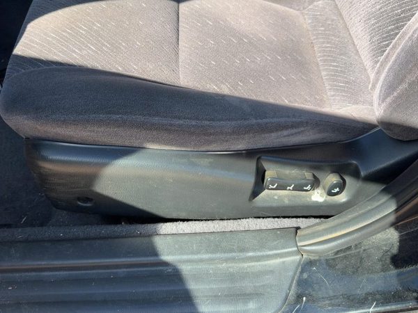 95-97 Nissan Maxima Driver Left Side Power Seat Switch With Trim Panel Oem Black — photo 1