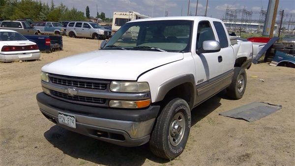1999 Chevrolet Silverado 2500 — vehicle photo 1