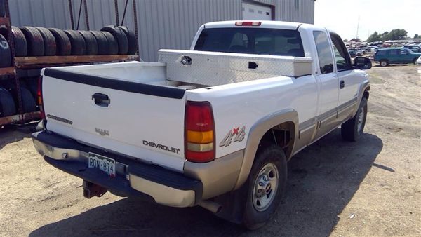 1999 Chevrolet Silverado 2500 — vehicle photo 8