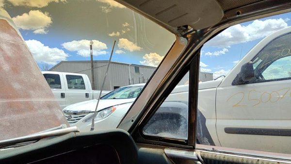 64-66 Ford Thunderbird Coupe Passenger Right A Pillar Trim Windshield Post Panel — photo 2