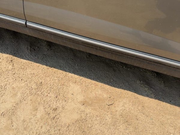 03-05 Infinity Fx45 Passenger Right Lower Rocker Panel Moulding Side Skirt Oem — photo 2