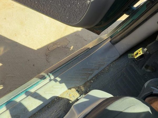 1997-2004 Ford F150 Driver Left Lower Sill Step Moulding Trim Panel Gray F2 — photo 1