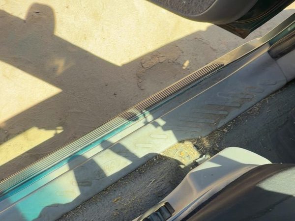 1997-2004 Ford F150 Driver Left Lower Sill Step Moulding Trim Panel Gray F2 — photo 3