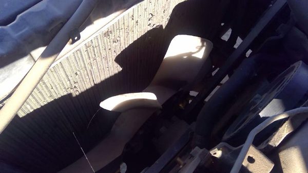 1981-1995 Isuzu Pup Pickup Complete Cooling Fan Blade Assembly With Clutch 2.3L — photo 4