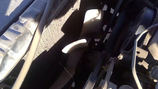 1981-1995 Isuzu Pup Pickup Complete Cooling Fan Blade Assembly With Clutch 2.3L — photo 2