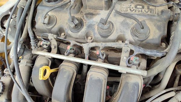 2004 Dodge Neon Complete Fuel Rail With Injectors Set Loaded Oem 2.0L 04891573Aa — photo 4