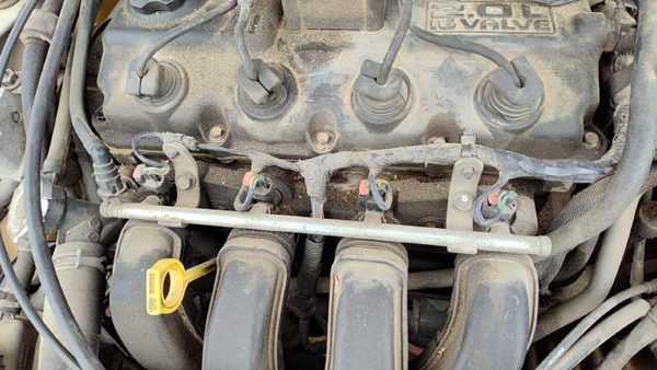 2004 Dodge Neon Complete Fuel Rail With Injectors Set Loaded Oem 2.0L 04891573Aa — photo 3
